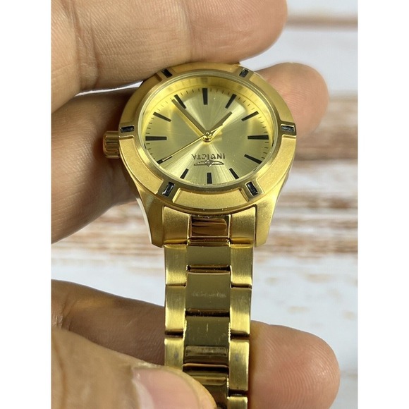 Invicta Womens 18030 Pro Diver Gold Tone Stainless Steel Watch Used - Picture 7 of 9